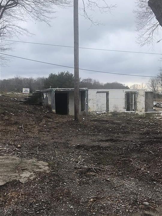 2nd image of 308 N Court St