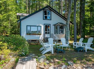 35 Oak Ave, Effingham, NH 03882