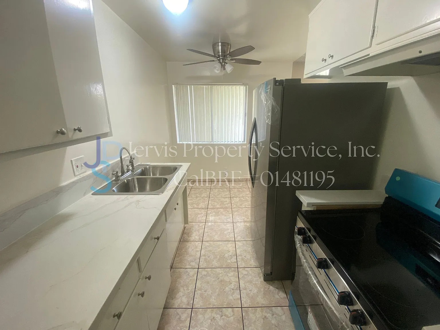 8700-8710 Rosecrans Ave — Photo 4