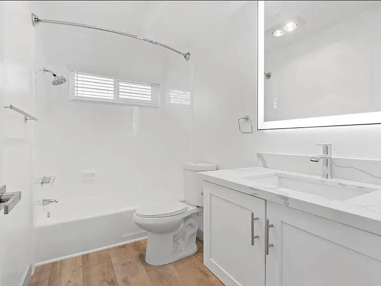 1151 N Peck Ave — Photo 38