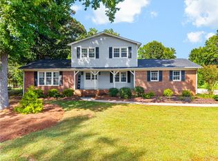 3936 Creekview Dr, Trinity, NC 27370