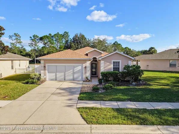 272 Winthrop Dr, Spring Hill, FL 34609