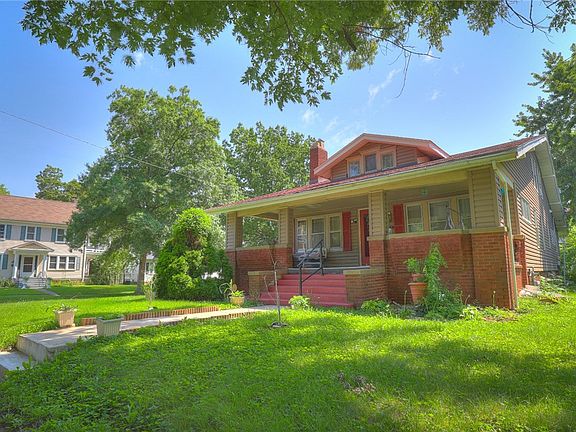 2nd image of 306 S McClellan St