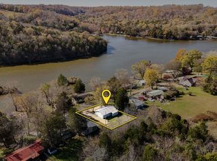 37 Lincoln Lake Rd, Kelso, TN 37348