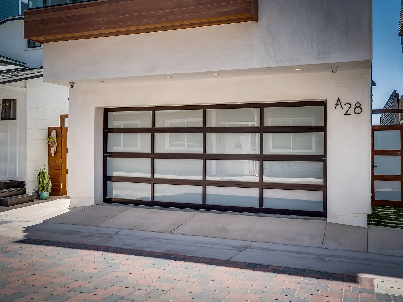 4 bed, 4.5 bath, 3007 sqft, $25,000 — Photo 4