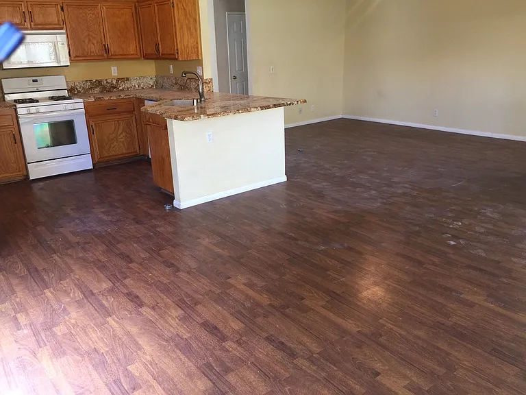 38922 Emerson Dr — Photo 17