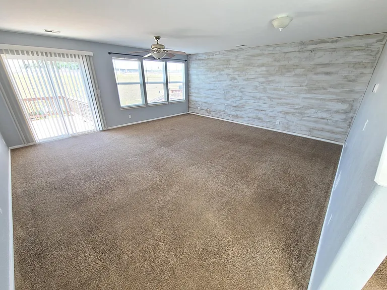 2236 E 109th Dr — Photo 10