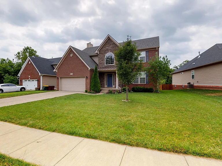 802 Urton Woods Way — Photo 35
