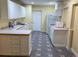 1167 Biscayne Dr, Cape Coral, FL 33909