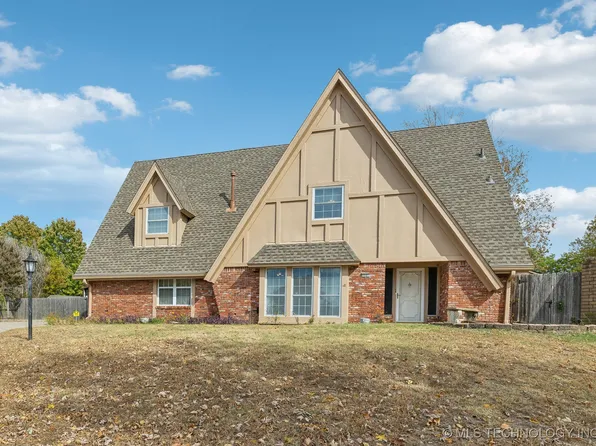 7321 E 66th Pl, Tulsa, OK 74133