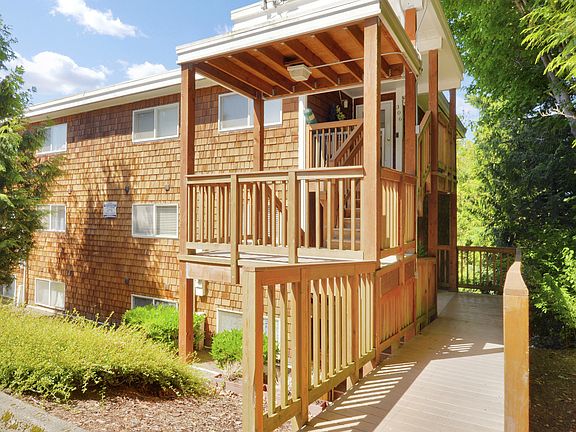 4th image of 28418 16th Ave S APT 206