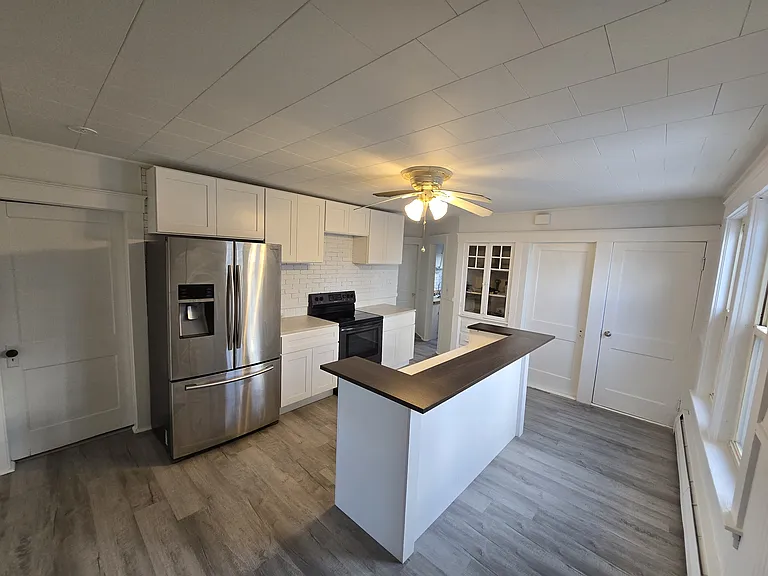 159 Greenwood St #2 — Photo 6