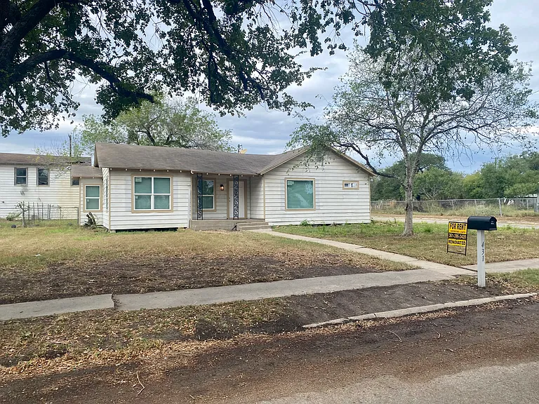 431 Tutt Ave — Photo 38