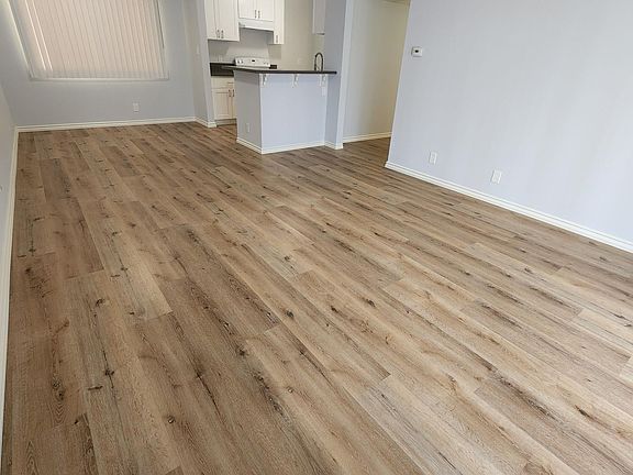 3rd image of 1750 Gillette Cres #204