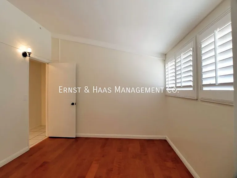 3310 E Curry St — Photo 21