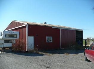 4853 E Grand Rd, Woodlawn, IL 62898