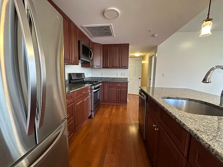 104 N Aurora St #3N — Photo 46