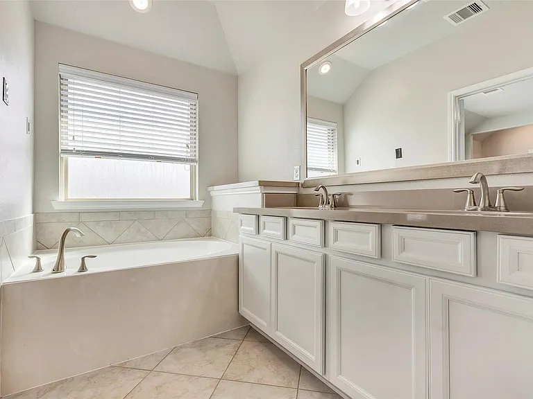 20835 Tallow View Ln — Photo 20