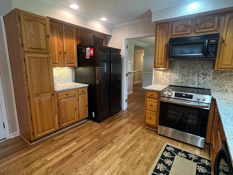6 Pebble Beach Dr — Photo 9