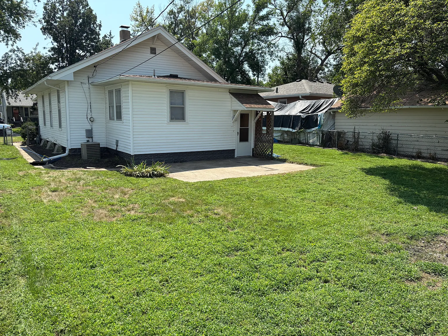 2 bed, 821 sqft, $1,600 — Photo 3