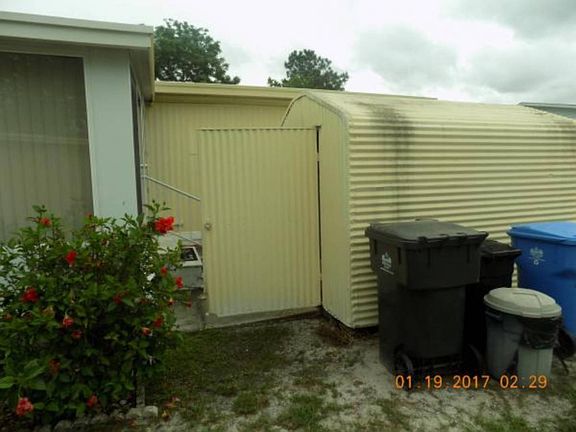 4th image of 9721 Elm Way