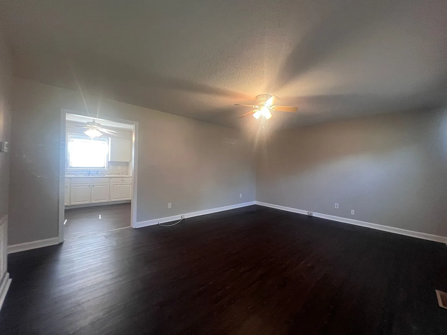 **Price reduced with Move-in Special of $250 OFF the first full months rent** — Photo 4