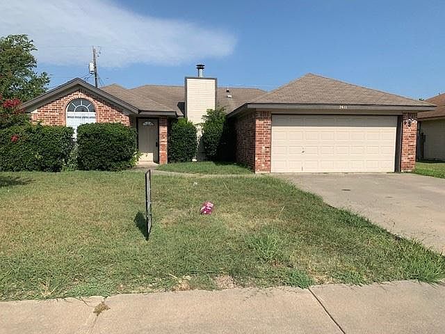 1st image of 2611 Hidden Hill Dr