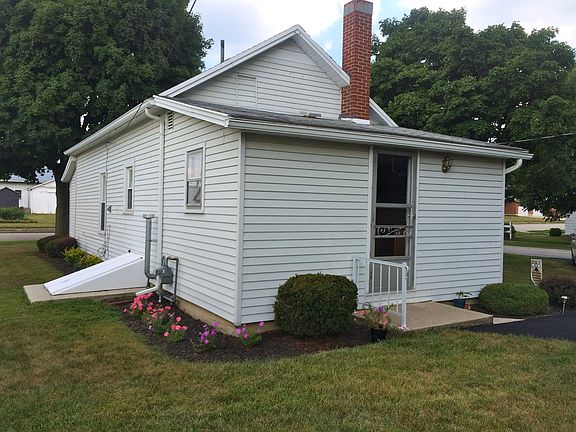 2nd image of 306 Wayne St