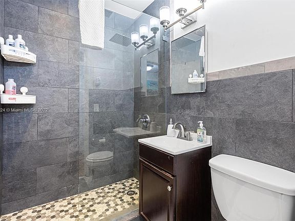 2nd image of 1100 Collins Ave APT 205