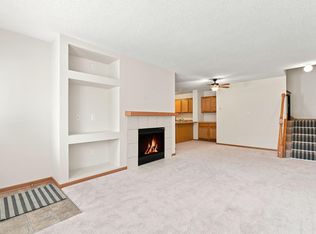 3560 Sterling Heights Dr Unit B, River Falls, WI 54022