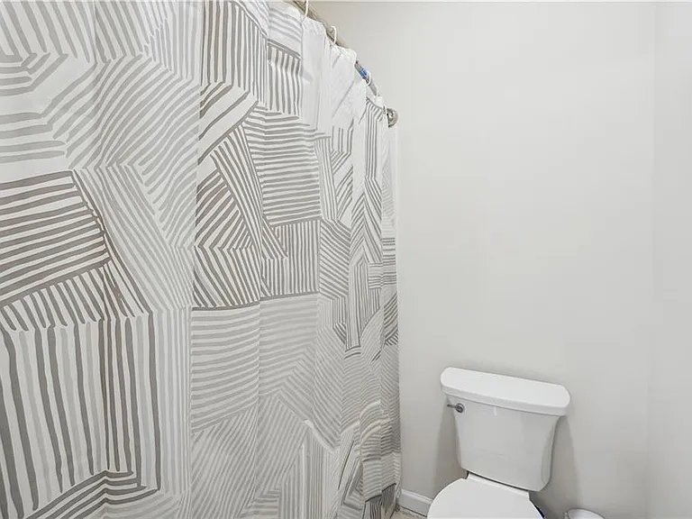 4055 Starwood Dr — Photo 28