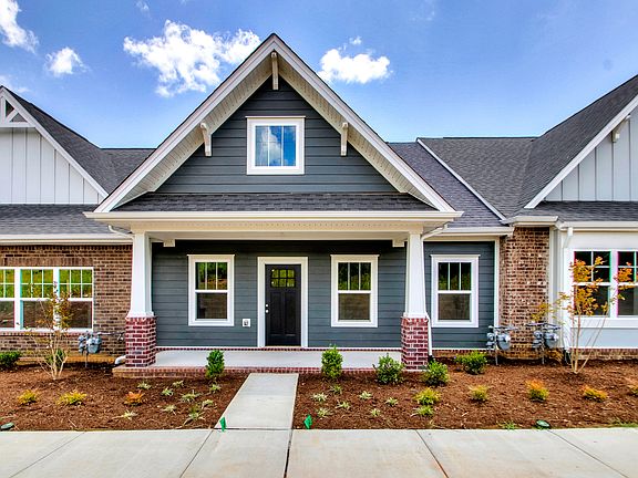 2nd image of 340 Madeira Pl Lot 11