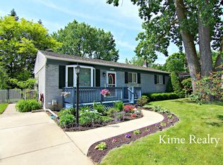 30019 Bretton St, Livonia, MI 48152