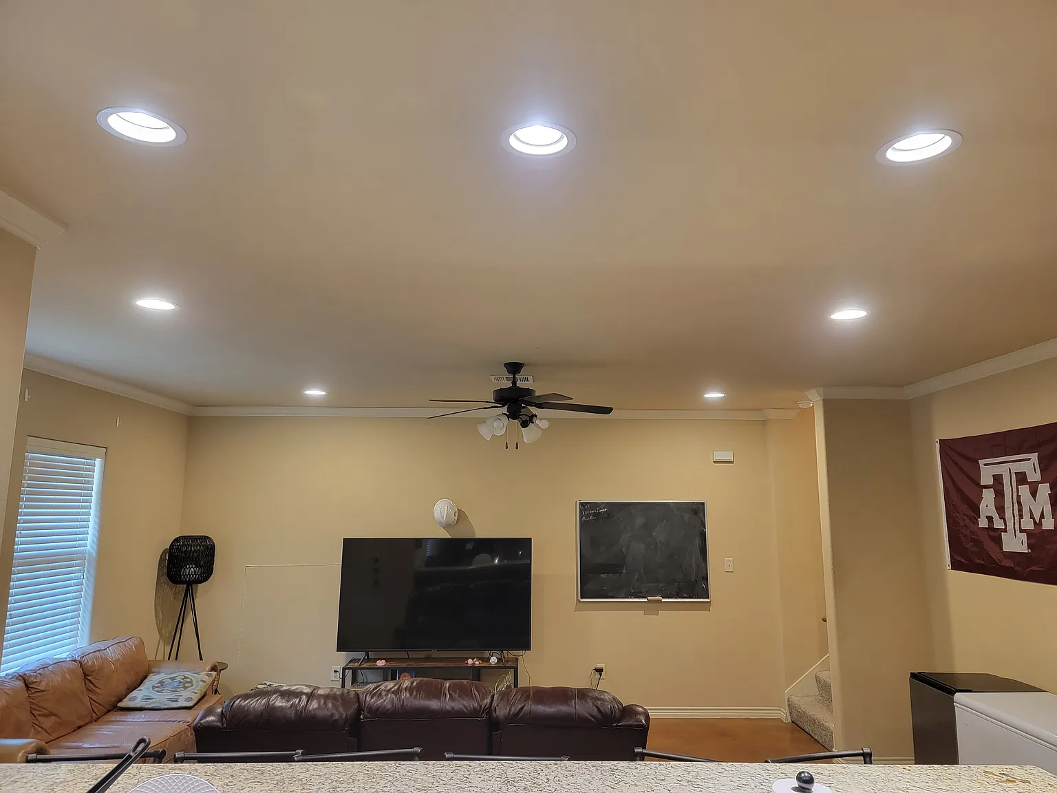 5 bed, 2145 sqft, $680 — Photo 3