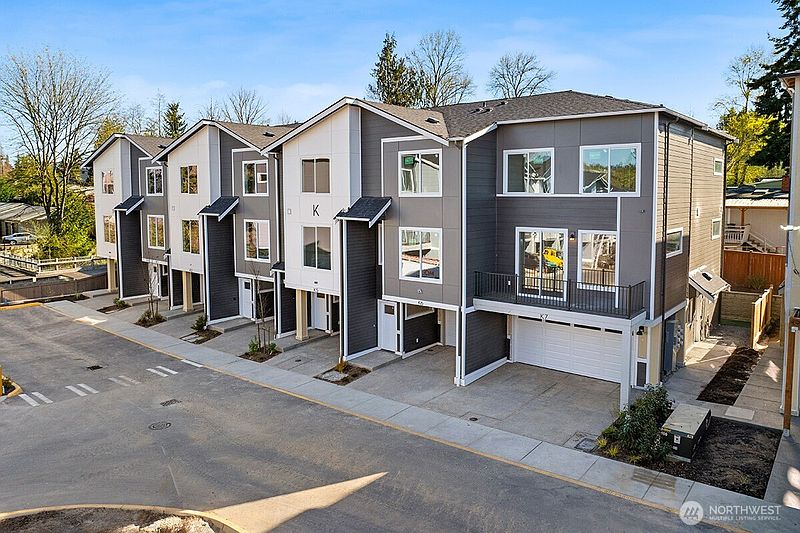2nd image of 16823 Alder Way #K5