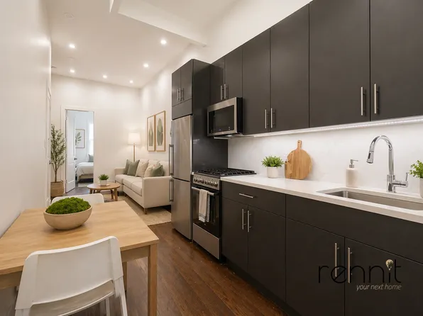 313 Wilson Avenue image 1 of 23