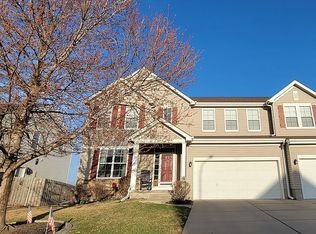 2481 Glacier Dr, Papillion, NE 68046