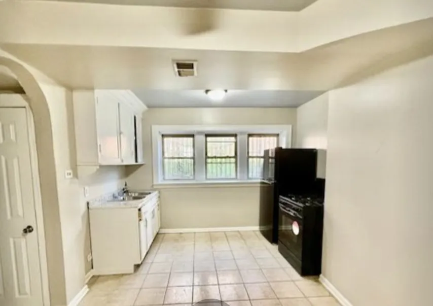 1 bed, $825 — Photo 4