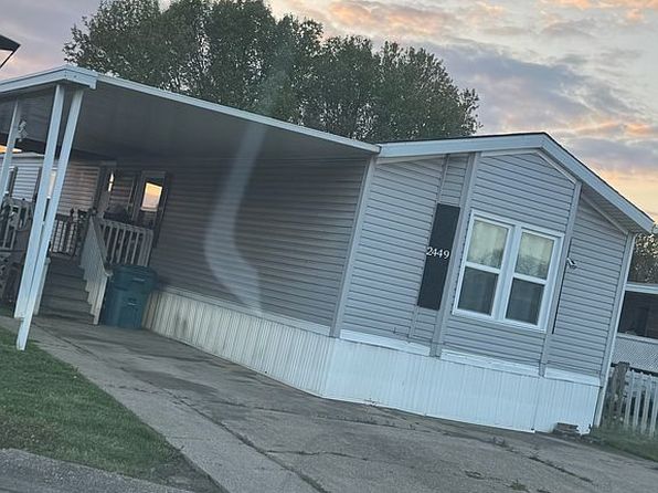 2449 Saw Grass Dr