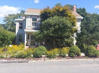 18 Hillside Ave, Wappingers Falls, NY 12590