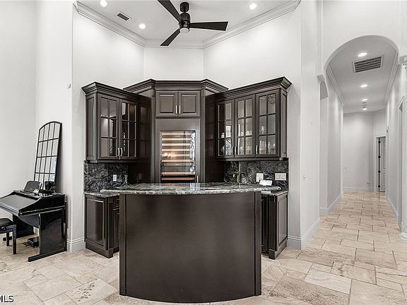 5th image of 8250 Penzance Blvd