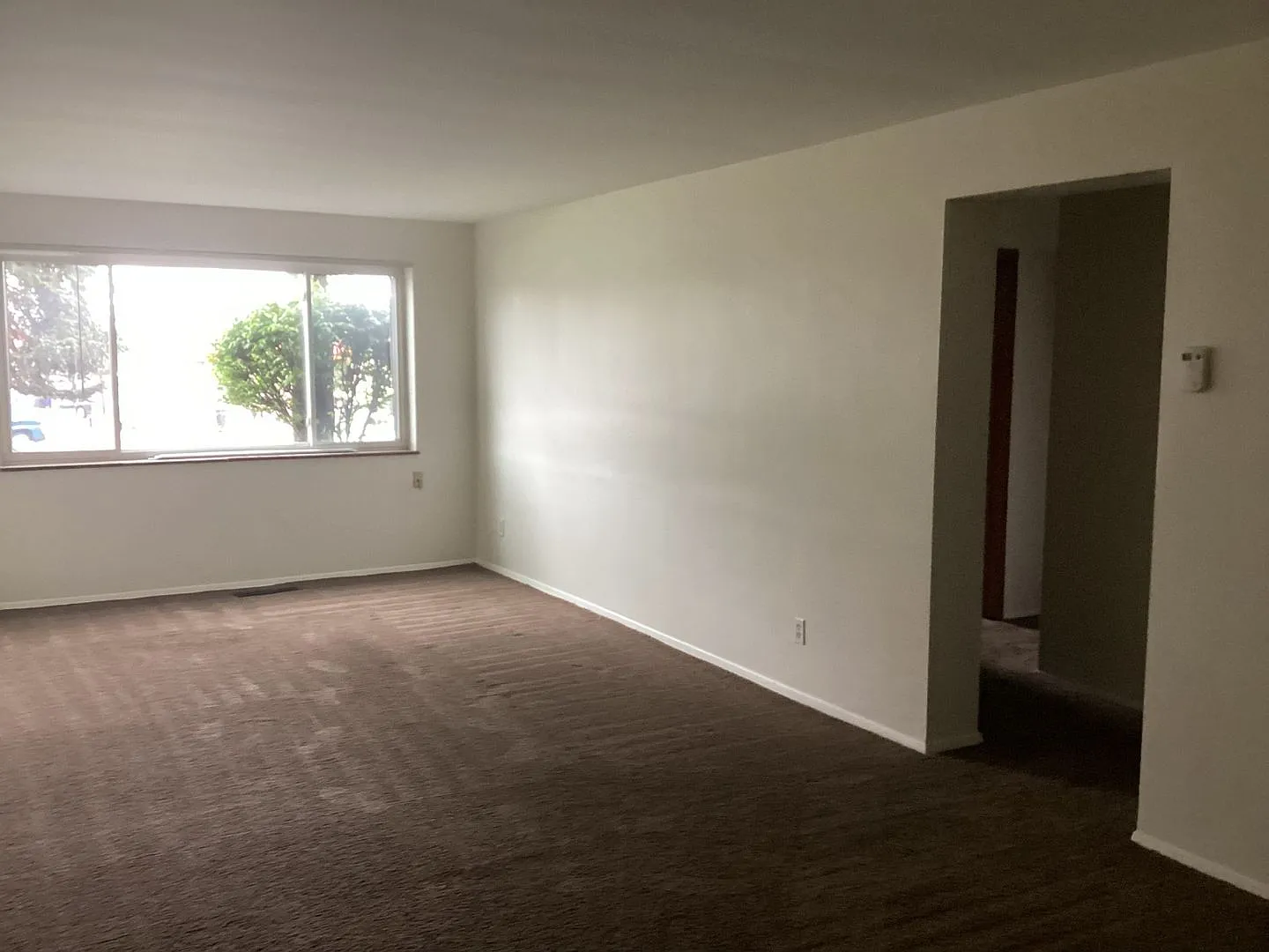 Greenbriar Apartments — Photo 2