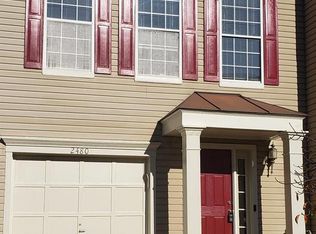 2480 Clover Field Cir, Herndon, VA 20171