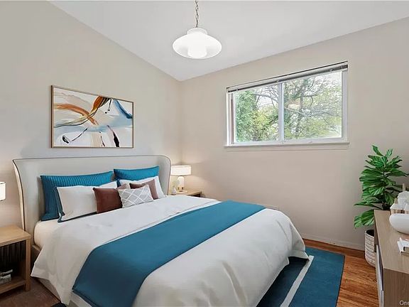 4th image of 9 Fairmont Ave