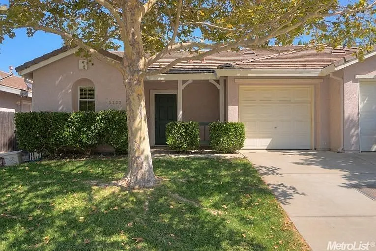 3332 Calla Lily Way photo 1