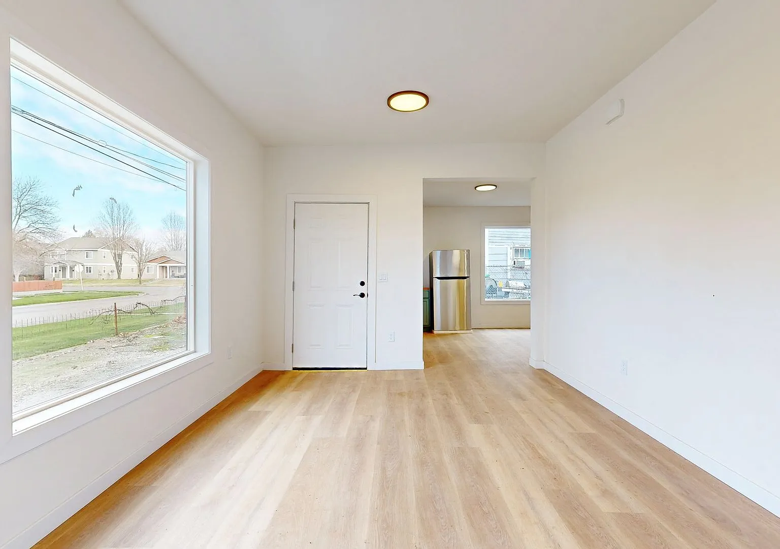 Ground Level Home — Photo 2