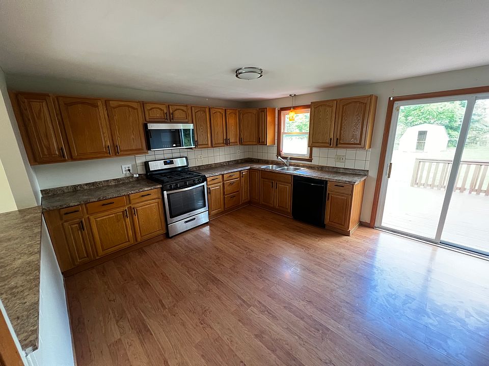 1st image of 103 Pembrook Dr