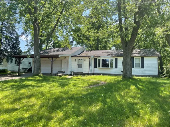 346 E 1st St, Imlay City, MI 48444