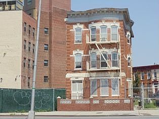 3rd image of 1399 Eastern Pkwy