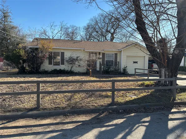 4108 Earl St, Haltom City, TX 76111